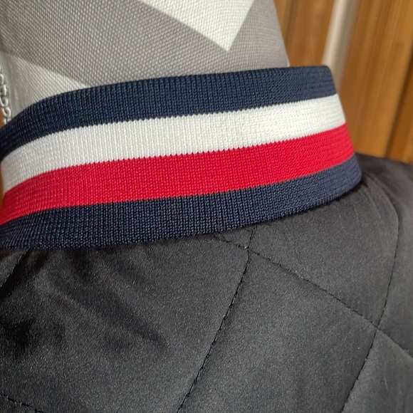 NWOT Tommy Hilfiger black quilted vest small petite - Picture 3 of 4